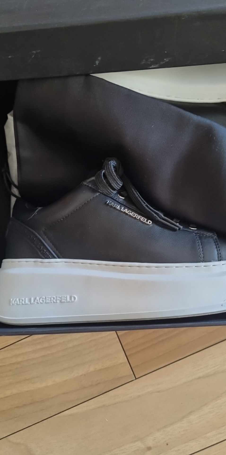 Pantofi Karl Lagerfeld