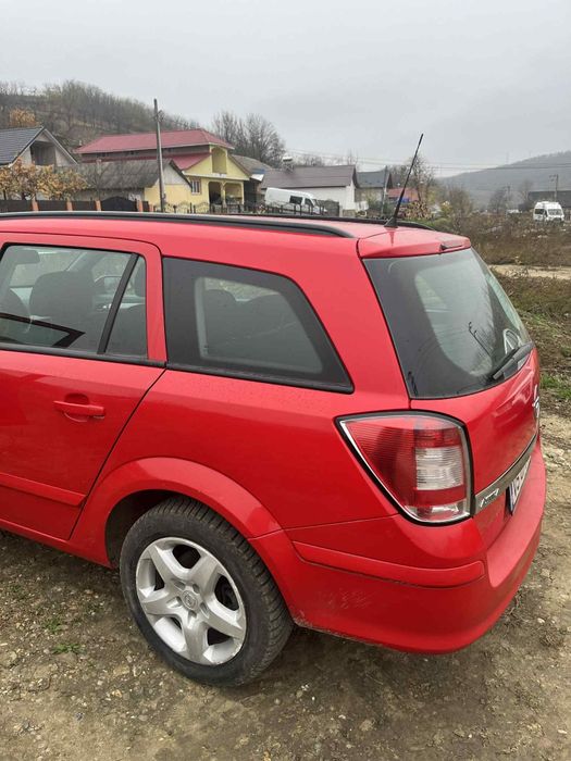 Vând Opel Astra H