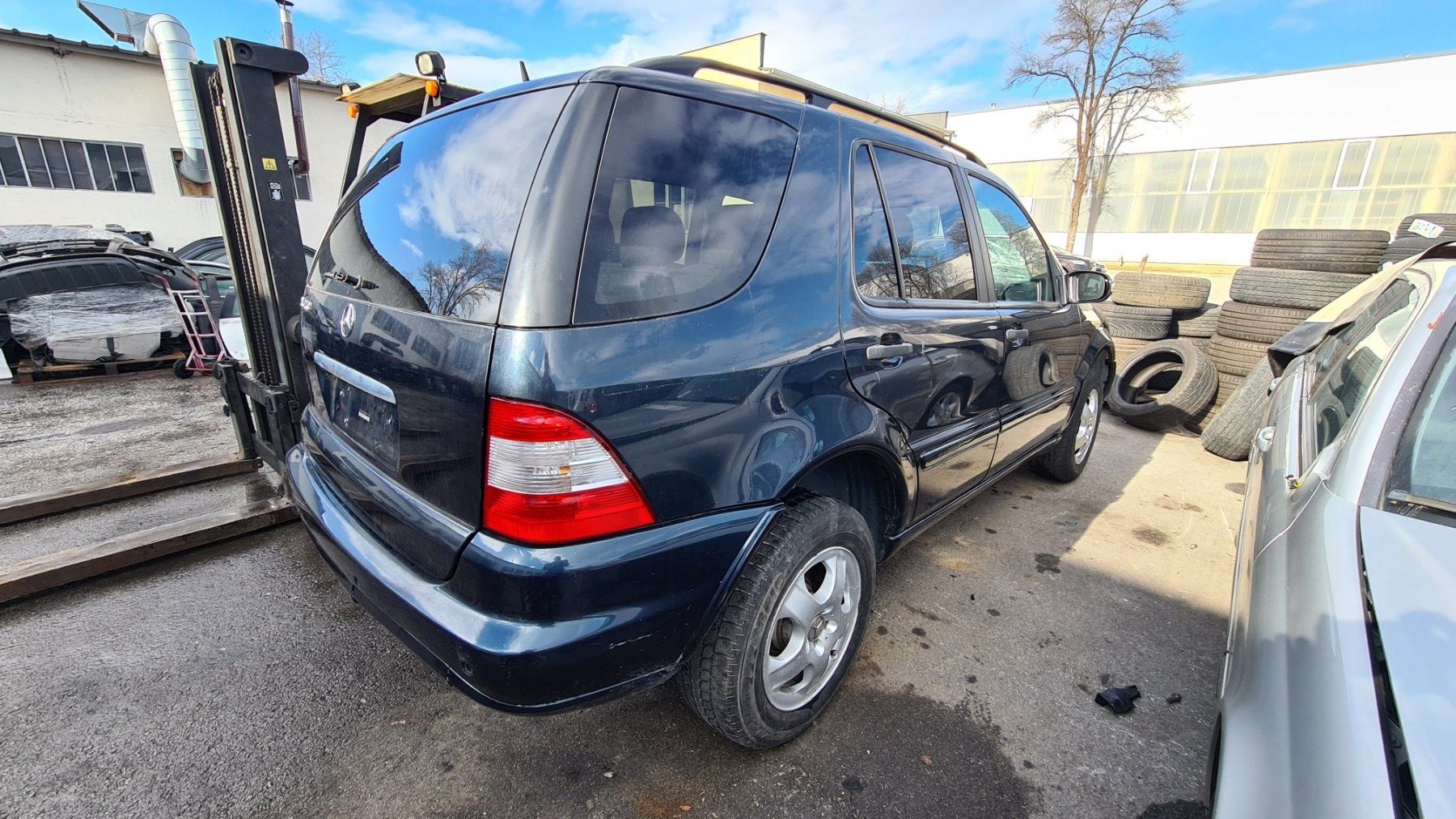 На Части ML 320i Facelift ксенон, парктроник W163 МЛ320 И автоматик