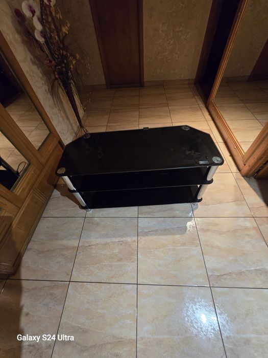 Măsuță elegantă din sticla neagră