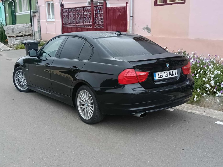 Bmw 320D E90 LCI