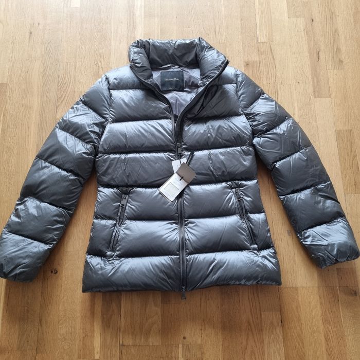 Vand geaca noua Massimo Dutti cu puf, marime S,  gri usor metalizat