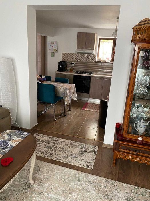 Casa de vanzare Oniceni Suceava