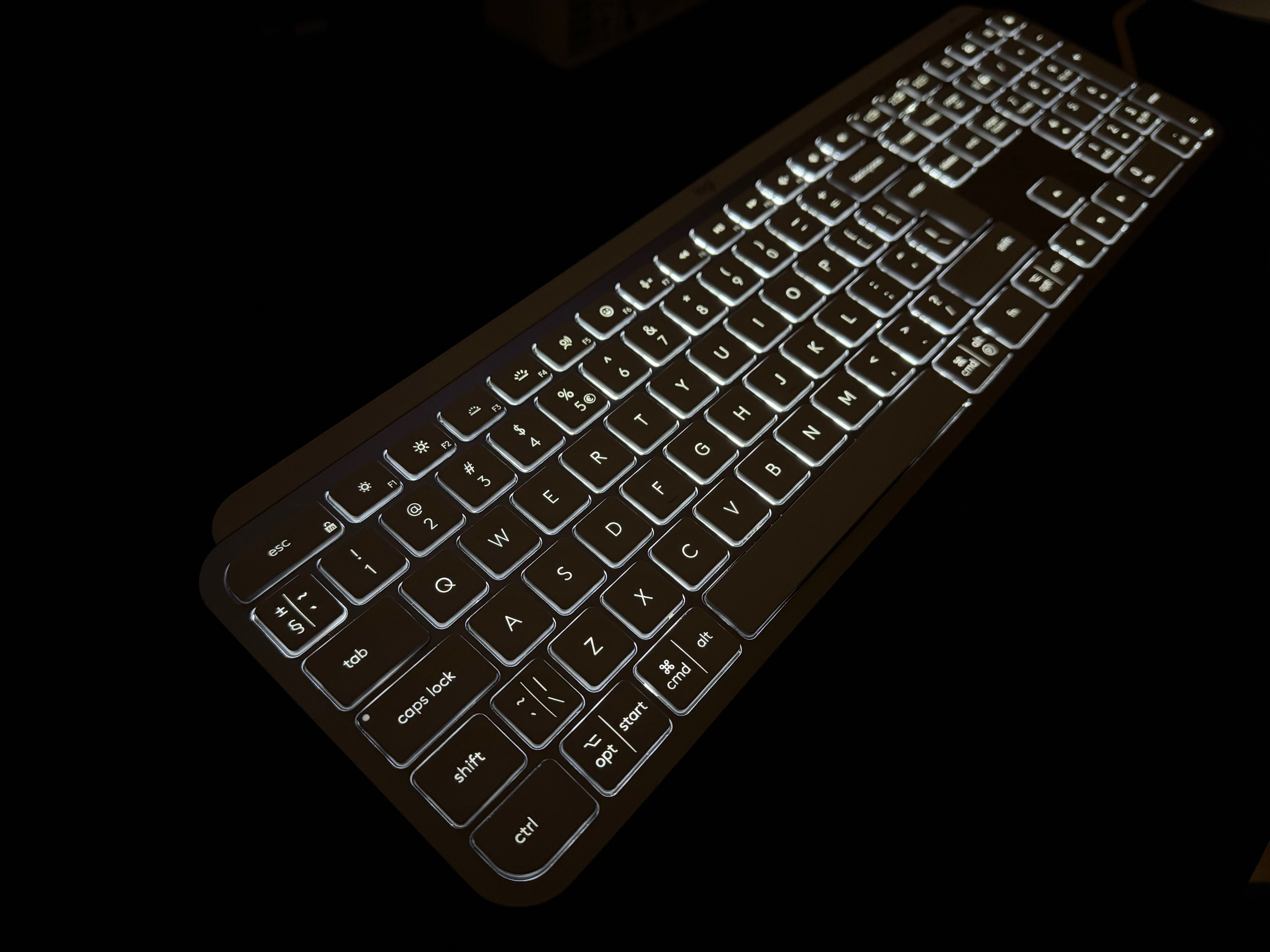 Logitech MX Keys S, Отлично Състояние, Бяла