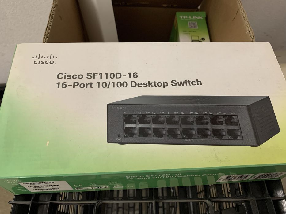 Cisco sf110d-16 16 портов суич