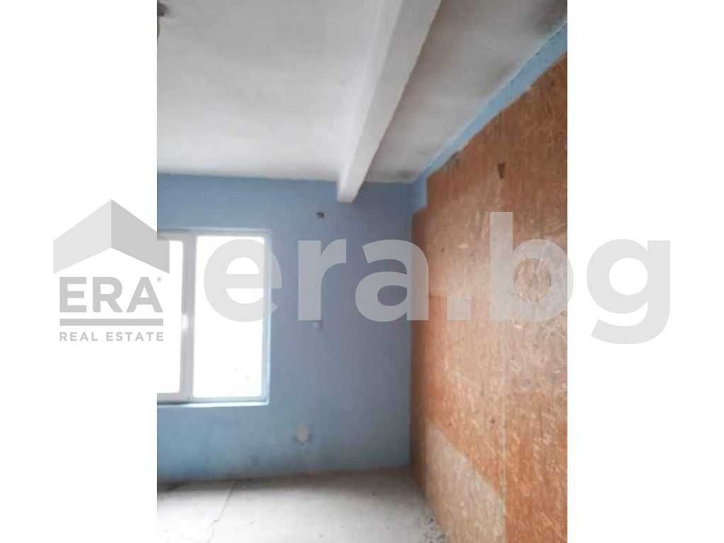 Продава се Къща в с. Тръстиково, Област Варна - 50 кв.м за 640 €/кв.м - Снимка #8
