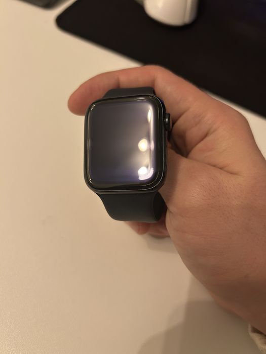 Vand Apple Watch SE 3 impecabil