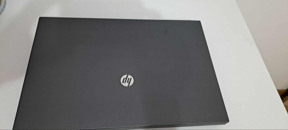 Laptop bun funcționabil