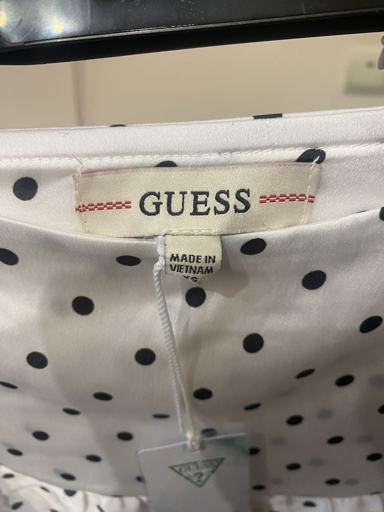 Нова рокля Guess