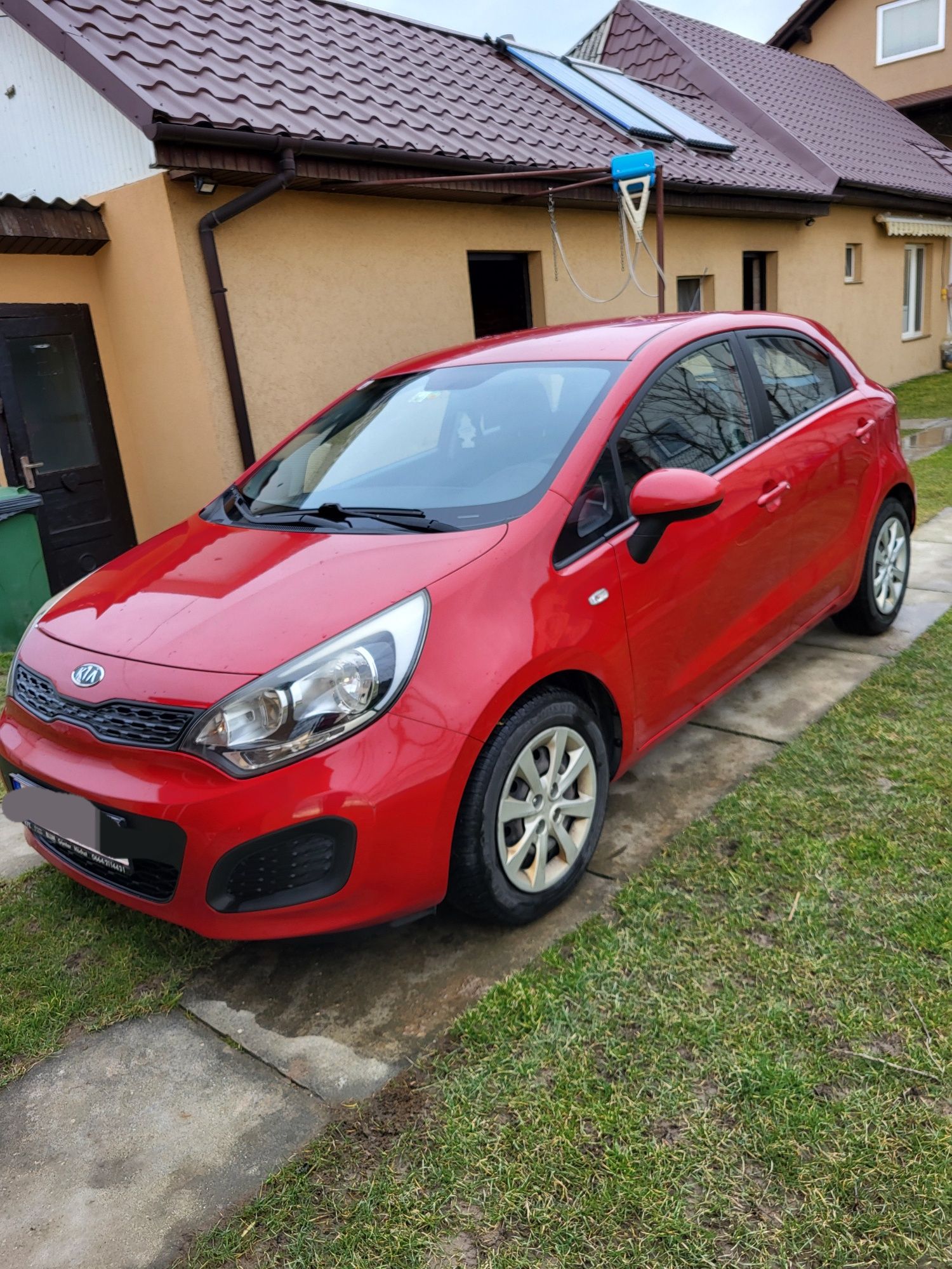 Automobil KIA RIO