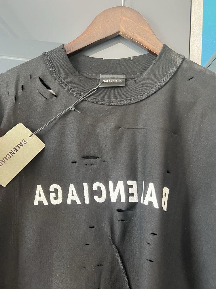 Tricou unisex oversized Balenciaga inside out t-shirt