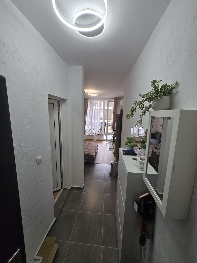 Продава се Едностаен апартамент в к.к. Слънчев бряг - 32 кв.м за 1497 €/кв.м - Снимка #1
