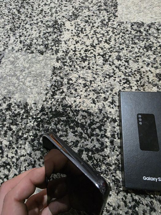 Samsung galaxy S23 256gb