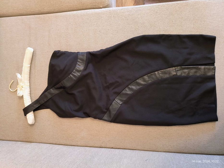 Rochiță scurta Guess