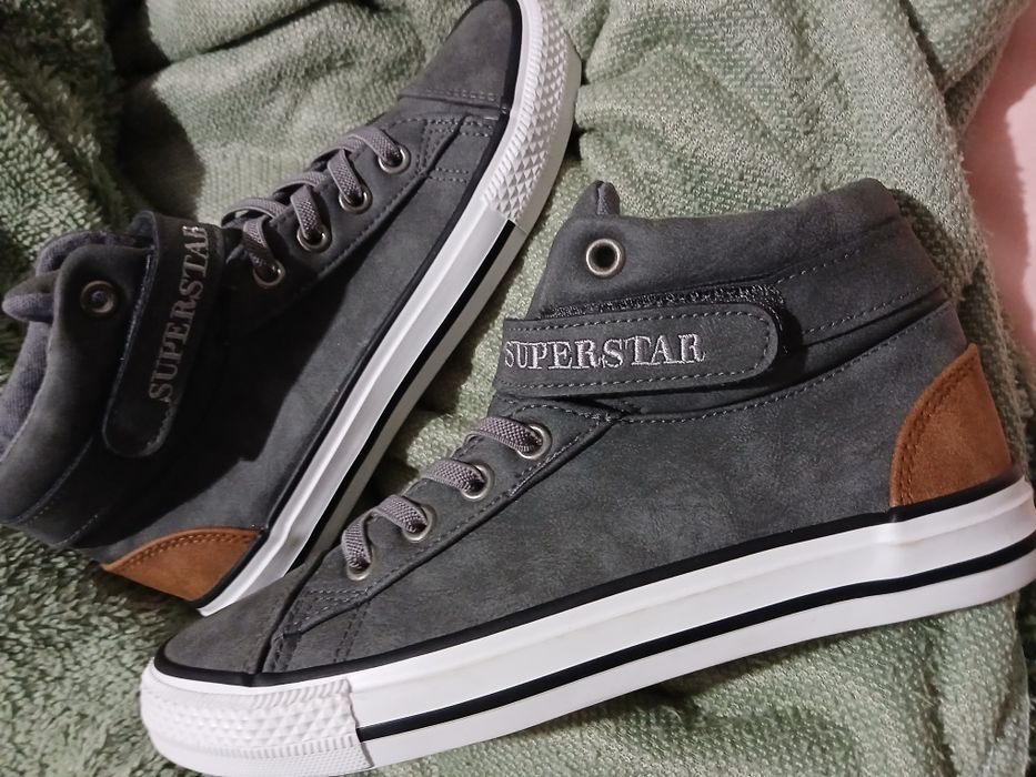 Нови кецки 33 номер