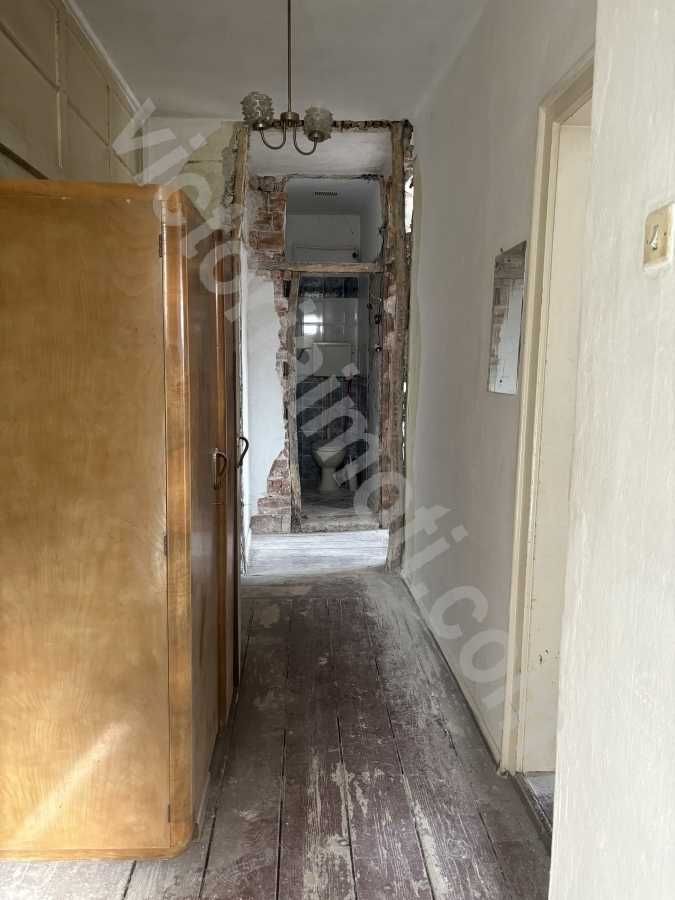 Продава се Етаж от къща в Велико Търново, Център - 100 кв.м за 890 €/кв.м - Снимка #2
