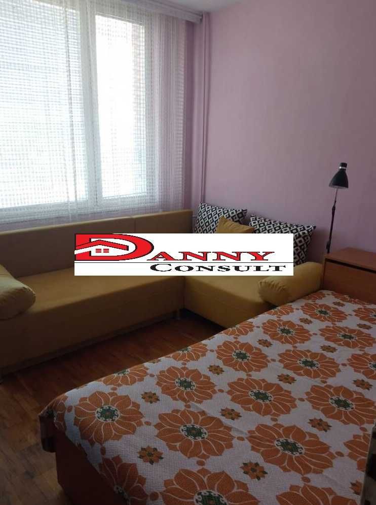 Продава се Тристаен апартамент в Велико Търново, Акация - 76 кв.м за 1560 €/кв.м - Снимка #3