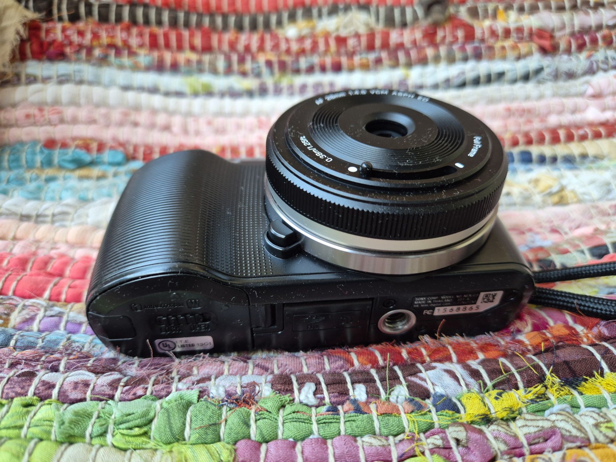 Обектив Viltrox 28mm F4.5 (fixed)