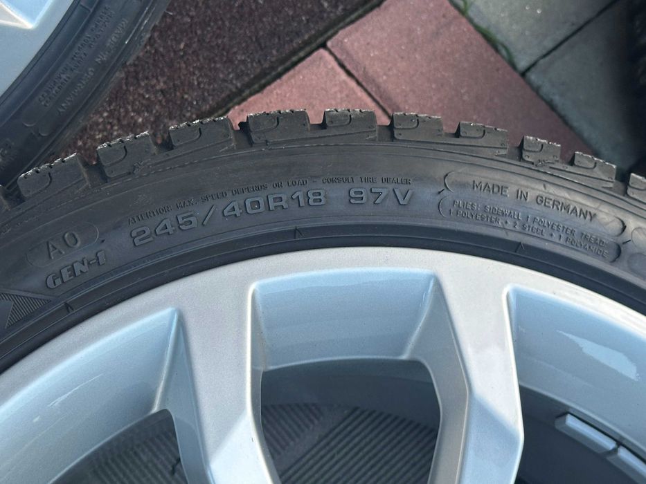 Jante Audi R18 *S-Line* anvelope iarna 245/40/18 Goodyear dot 2024