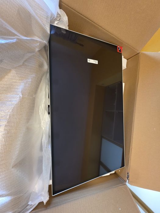 Monitor Gaming OLED Samsung 27" LS27FG810S 3840 x 2160 ,240Hz open box
