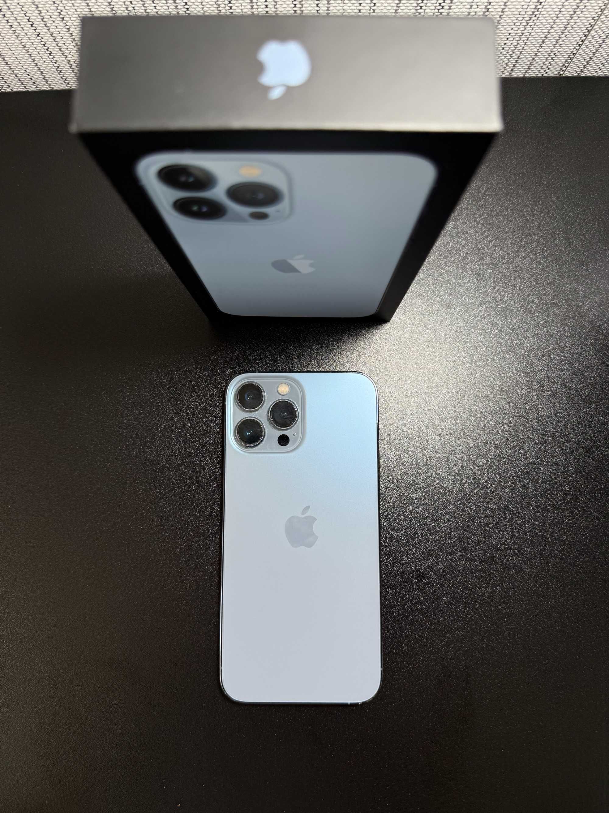 iPhone 13 Pro Max 256GB Sierra Blue отлично състояние,оригинална кутия