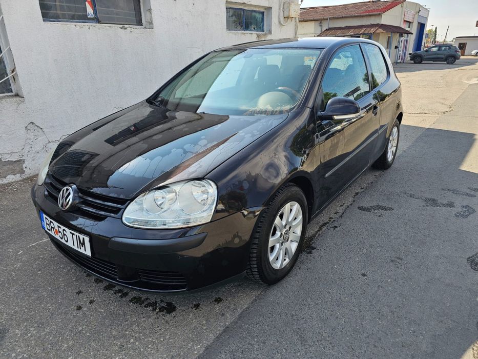 Proprietar Vând VW Golf 5 1.4i - Unic proprietar în RO