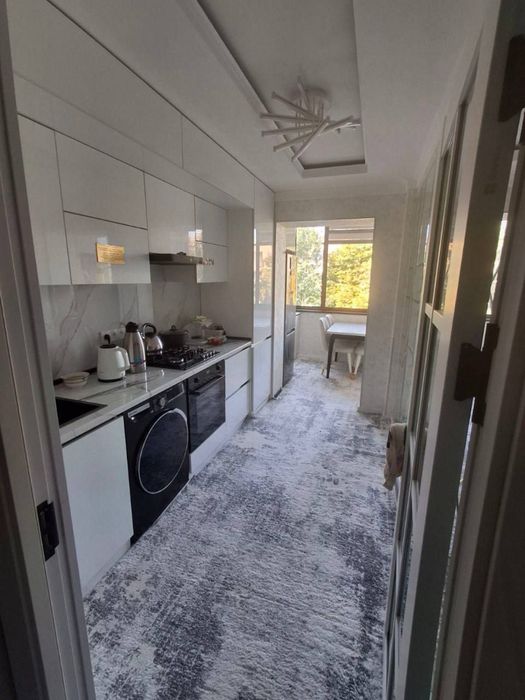 Ц-6 метро Минор 3/3/4 общая площадь 75кв.м