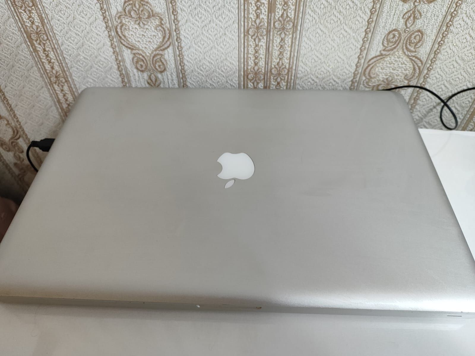 MacBook pro 2011