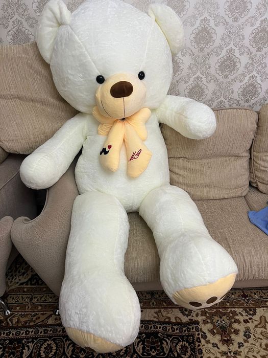 Ақ үлкеен аю сатылады. Новый. Размері үлкен 170см