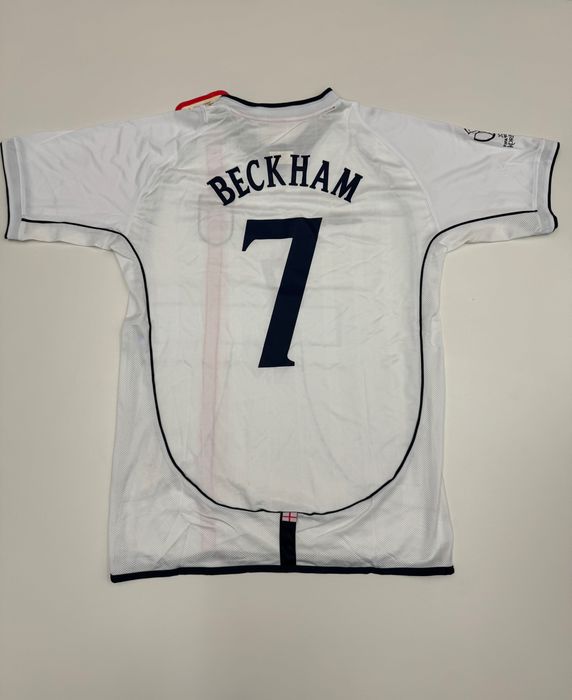 Футболен екип на Англия 2002 - Бекъм 10