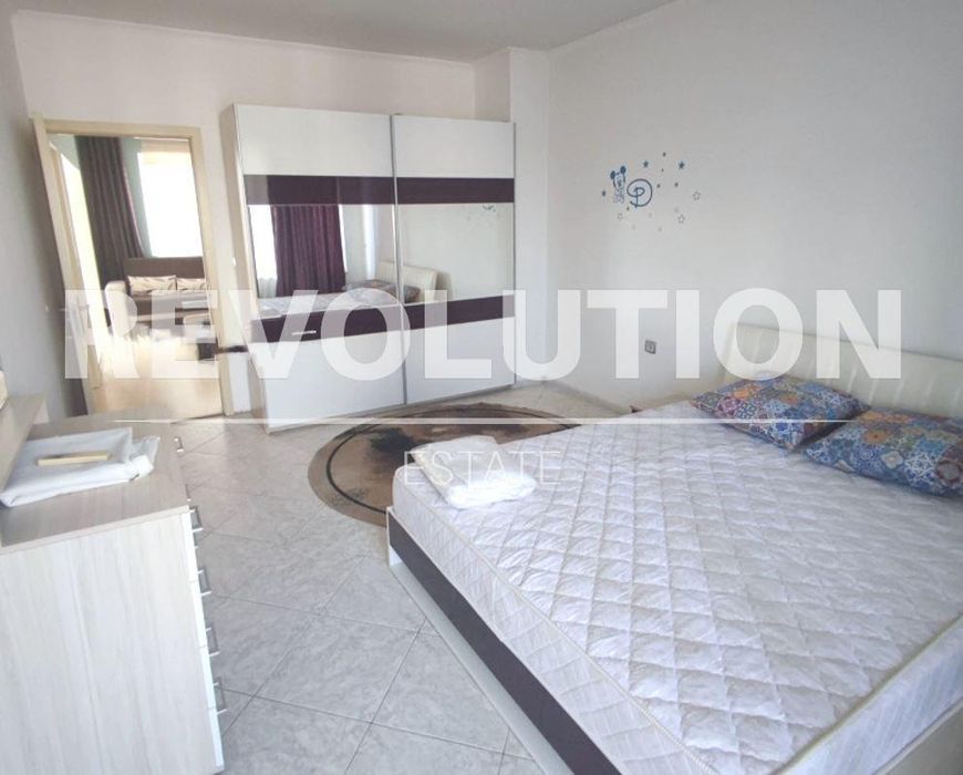 Дава се под наем Тристаен апартамент в Варна, Автогара - 90 кв.м за 650 € - Снимка #4