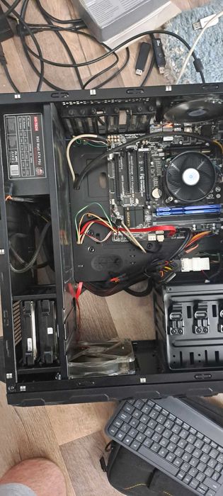 Unitate Calculator Copletă Perfect Fuctională !!!