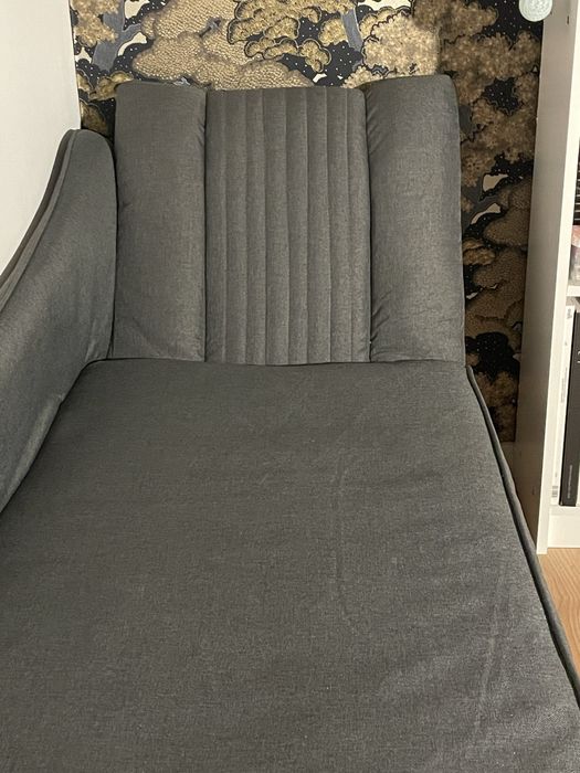 Sezlong cu perna si cotiera tip canapea