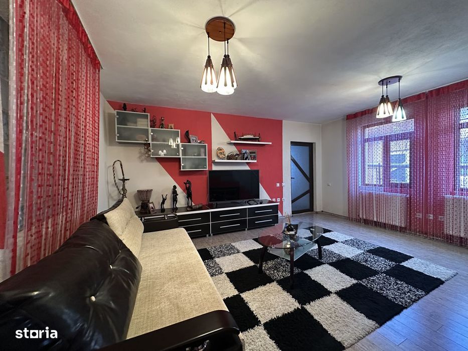 Agentia imobiliara VIGAFON vinde casa 4 camere Ploiestiori