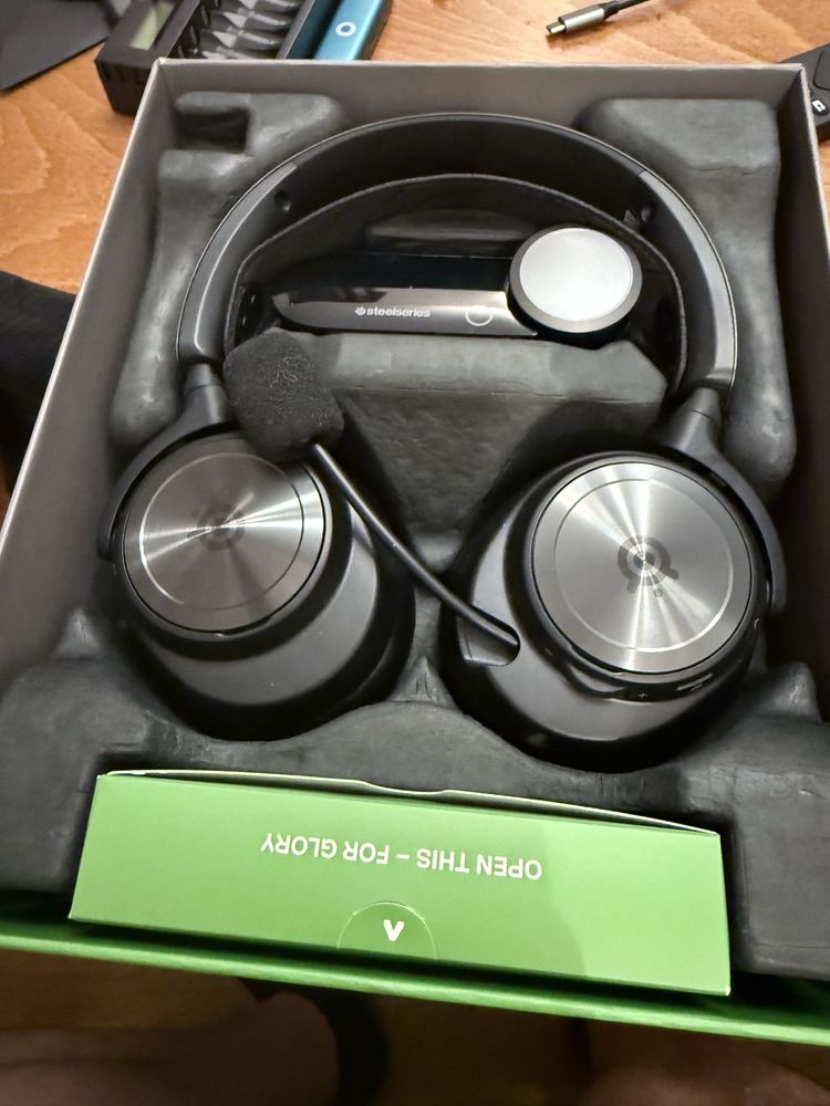 Steelseries Arctis Nova Pro Wireless
