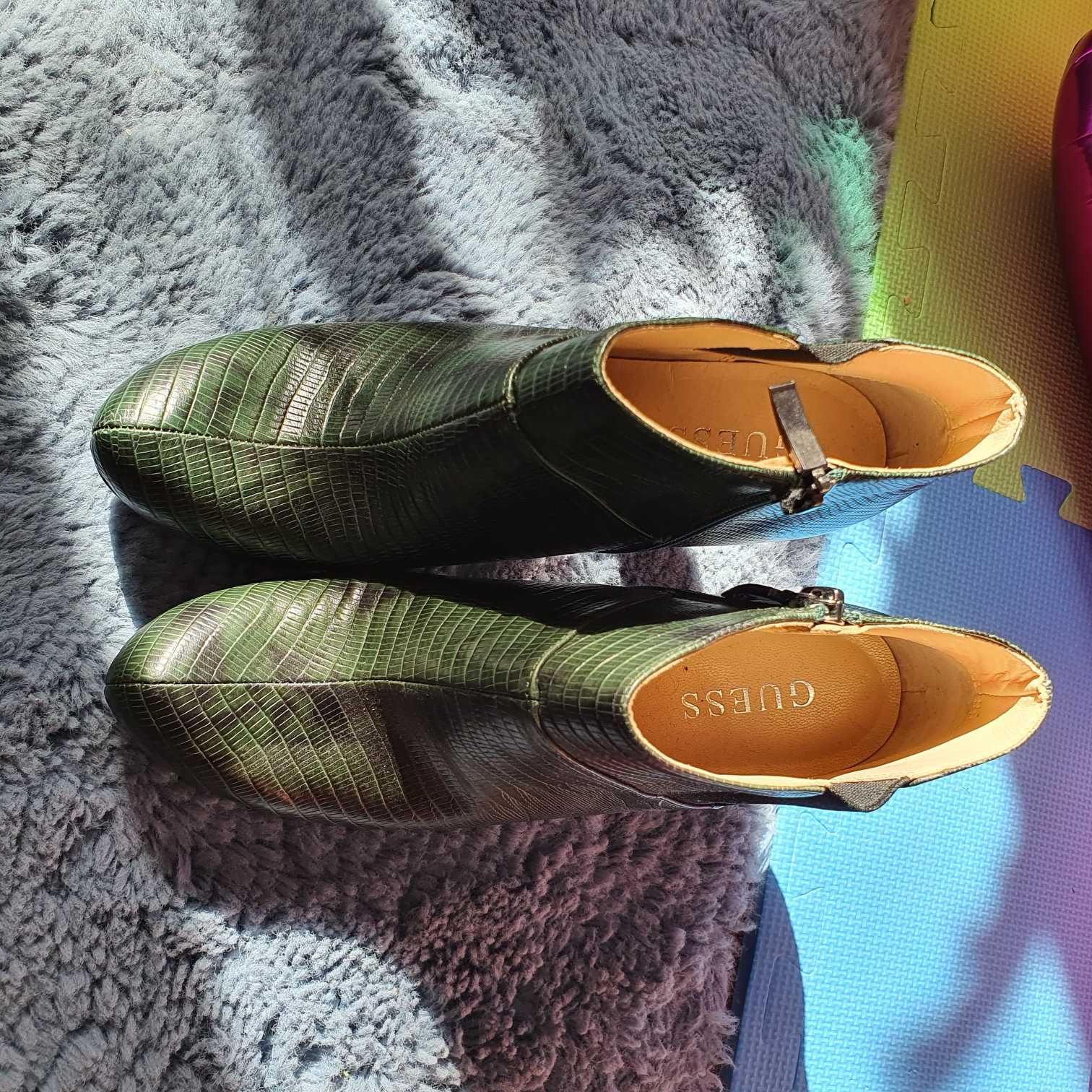Botine Guess noi marimea 38