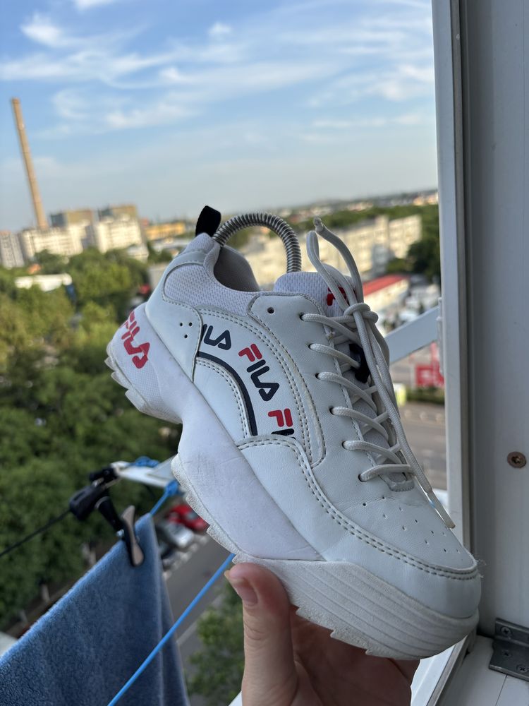 Ghete albe fila 36