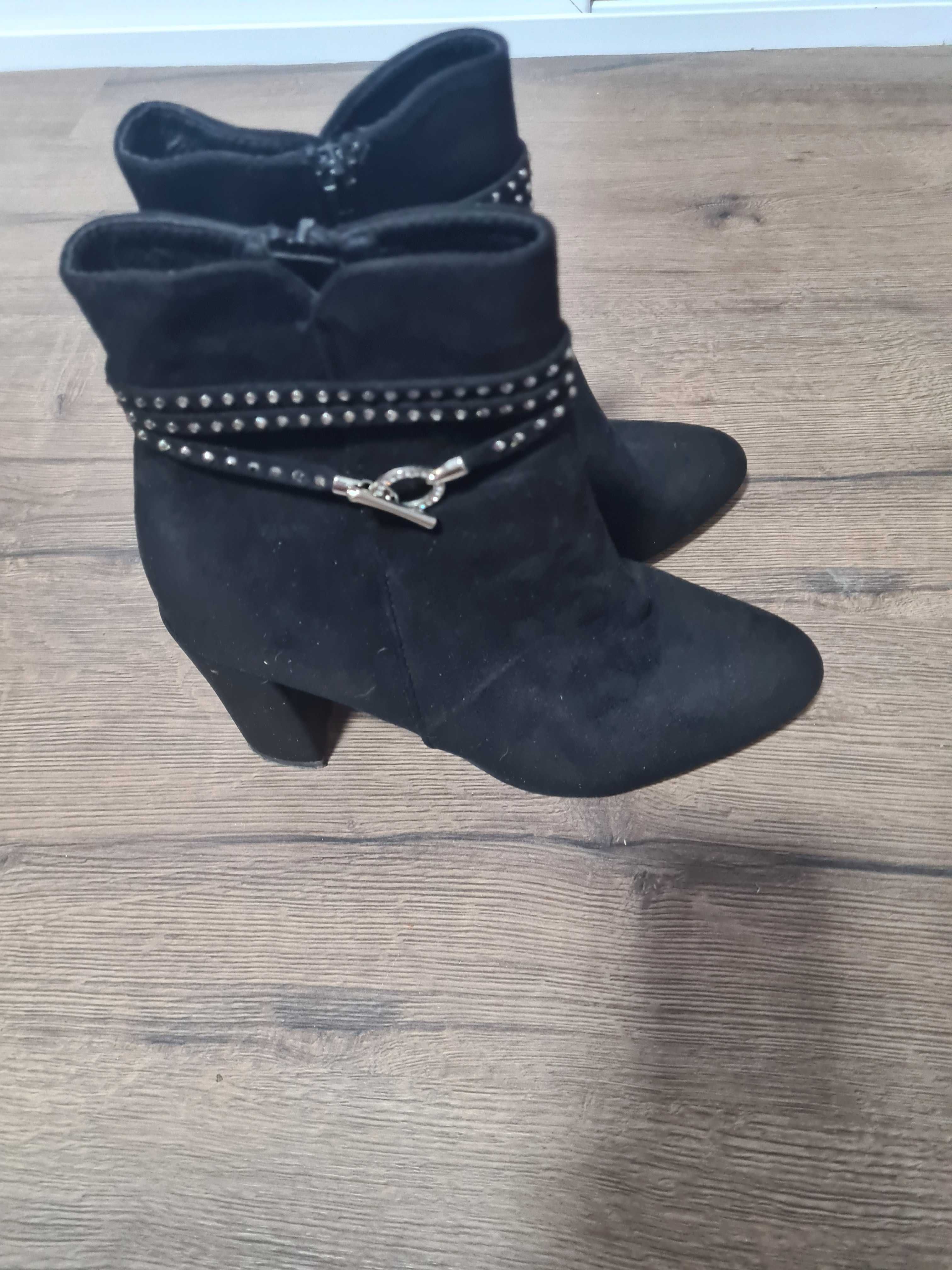 Botine de dama negre