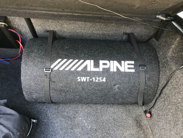 Set Alpine Subwoofer tub + amplificator auto 2 canale + kit cabluri