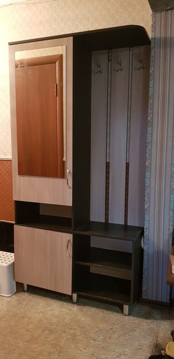 Шкаф в прихожую.