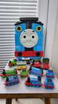 Thomas & Friends Локомотив куфар с колекция от влакчета