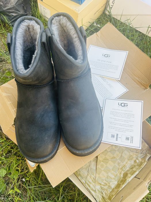 Cizme barbatesti  originale UGG marimea 42