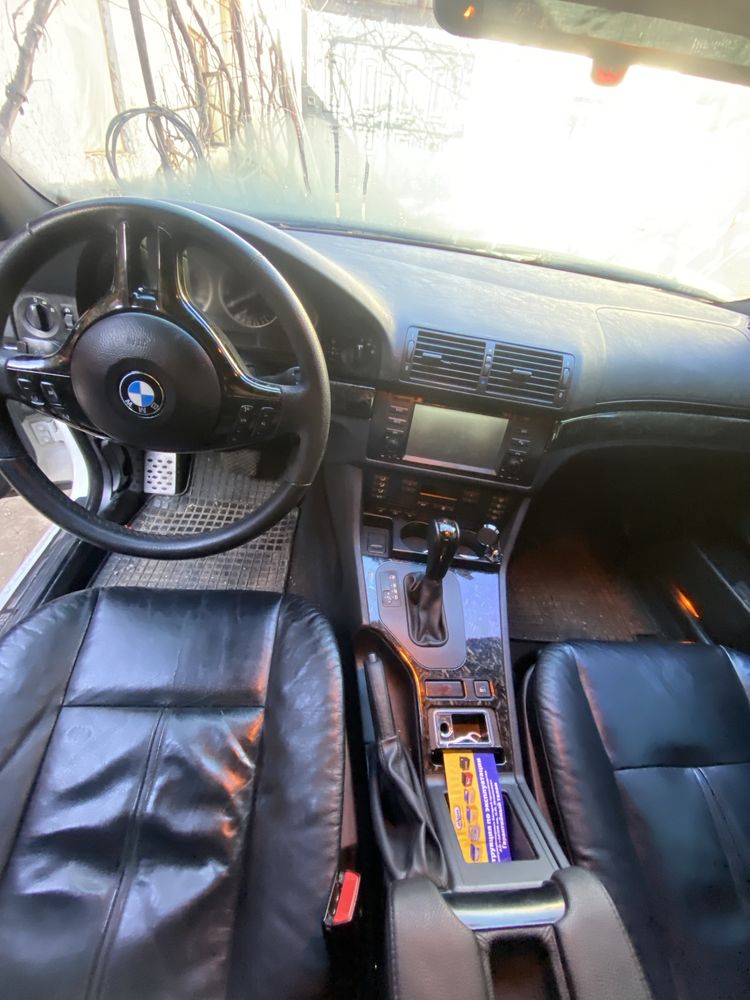 Продается BMW 523 i