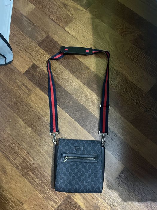 Borseta gucci barbati