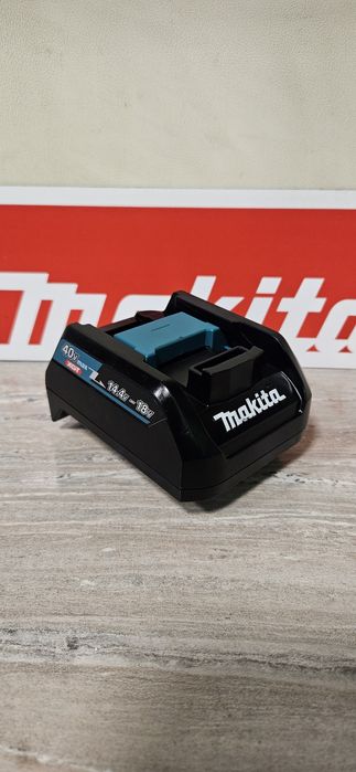Makita Адаптор за Батерии ADP10