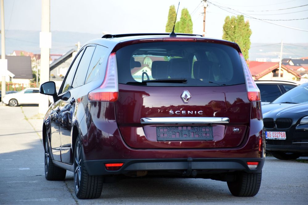 Renault Grand Scenic/bose/xenon/panorama/lane assist