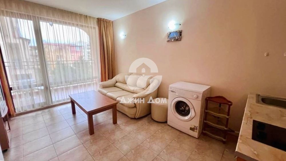 Продава се Двустаен апартамент в к.к. Слънчев бряг - 59 кв.м за 1170 €/кв.м - Снимка #2