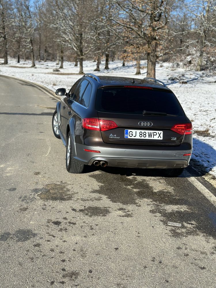 Audi A4 Allroad 2011