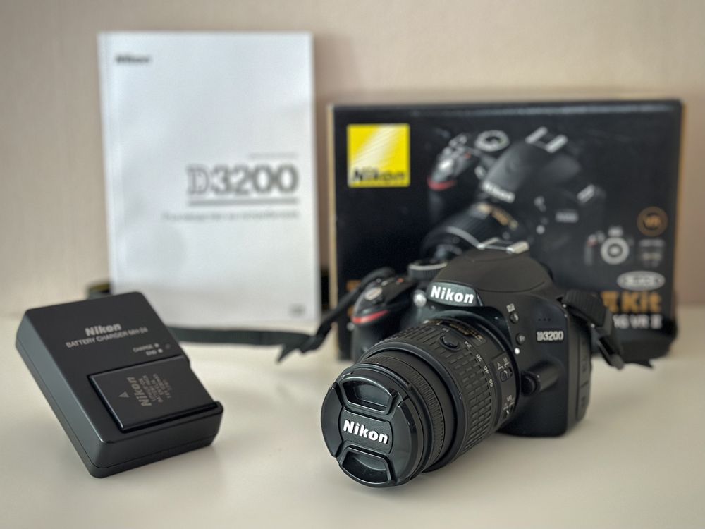 Nikon D3200 18-55 VR II Kit + чанта
