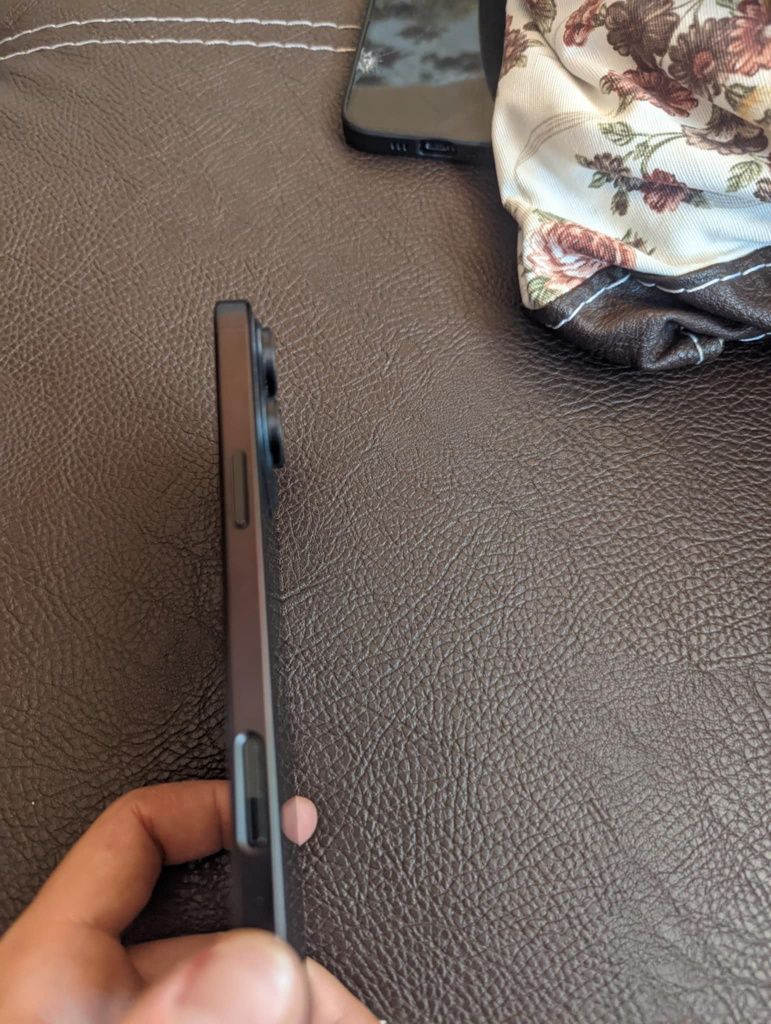 iPhone 16 Pro max 1TB "FAKE"